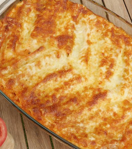 Cannelloni al Forno mit Tomaten-Hackfleisch-Füllung