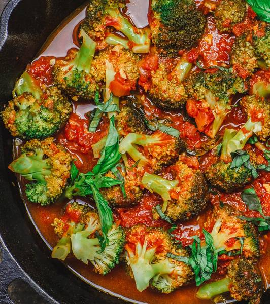 Leichte Brokkoli-Marinara